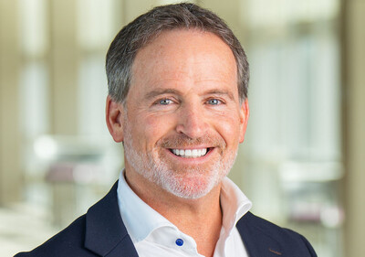 Bryan Hanson Headshot